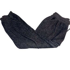 𝅺WOMEN'S IO Sweats M